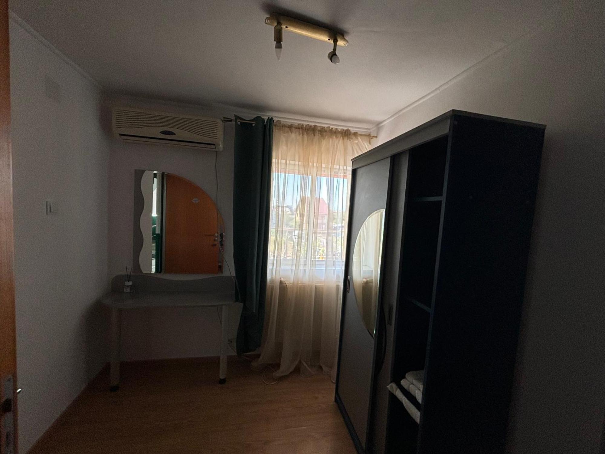 Hypnotic Villa Piteşti Buitenkant foto
